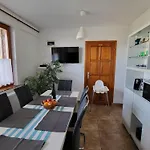 Lilla Hébergement de vacances